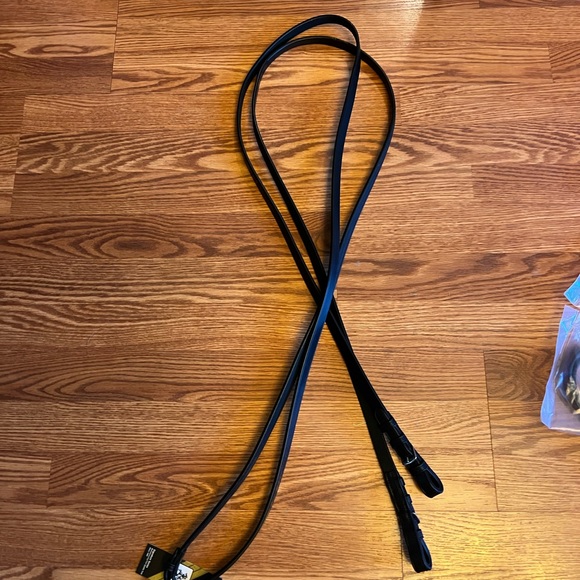 - Bobby’s English Tack plain curb reins - Picture 3 of 4